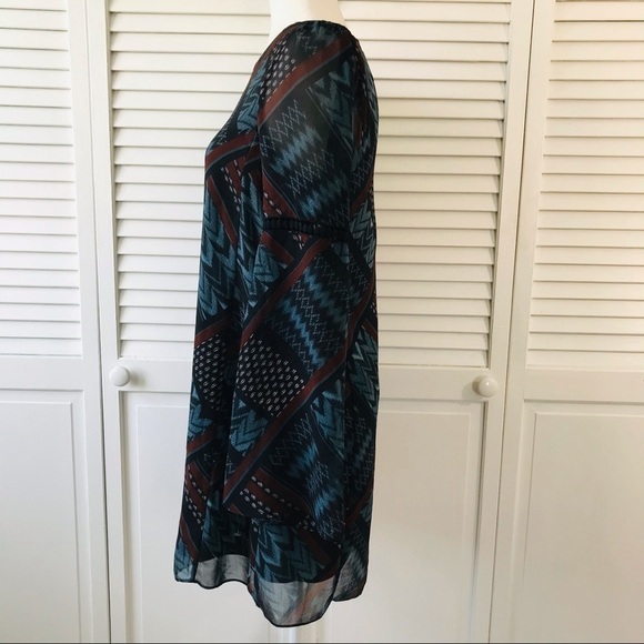 BCBGENERATION Aztec Print Sheer long Sleeve Tunic Size XS - Picture 3 of 7